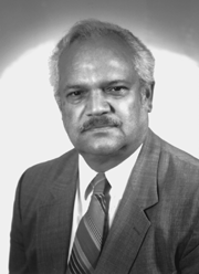 slade.jpg (21036 bytes)